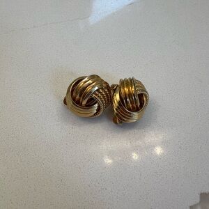 Vintage Gold Clip On Earrings